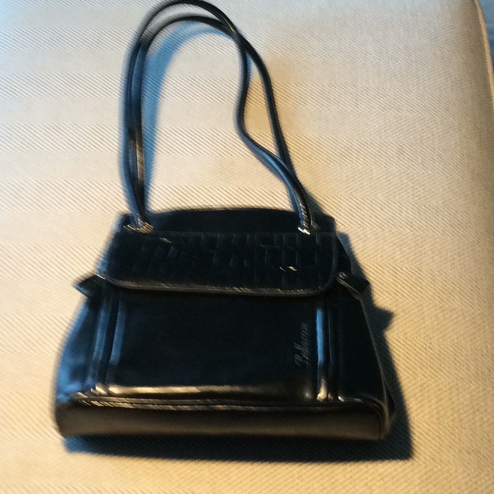 BELLEROSA LEATHER BAG